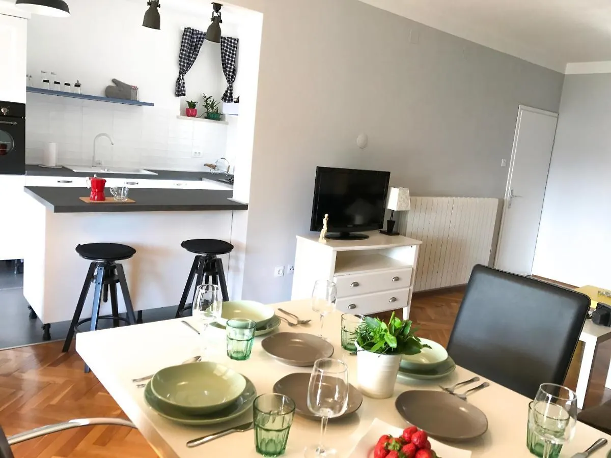 Apartment Ema Malinska 0*,  Croatia
