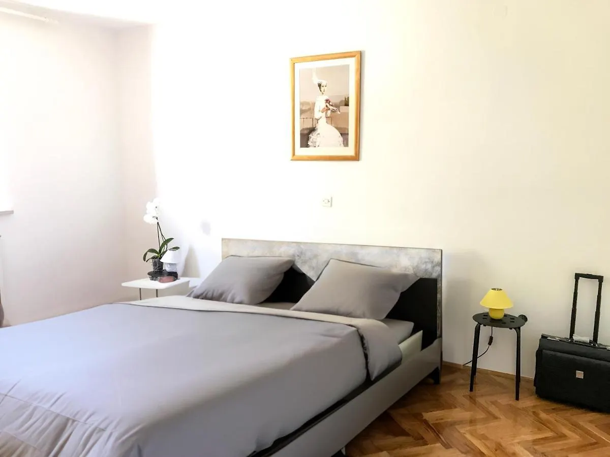 Apartment Ema Malinska Croatia